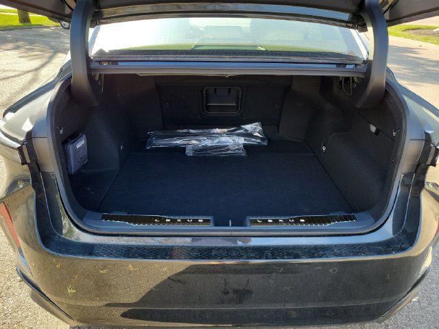 New 2026 Lexus ES 350h w/ Cold Area Package FWD image 7