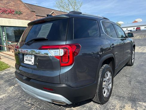 Used 2020 GMC Acadia SLT w/ Trailering Package FWD image 3