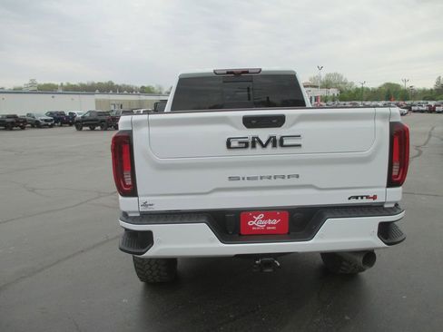 Used 2022 GMC Sierra 2500 AT4 w/ AT4 Premium Plus Package image 5