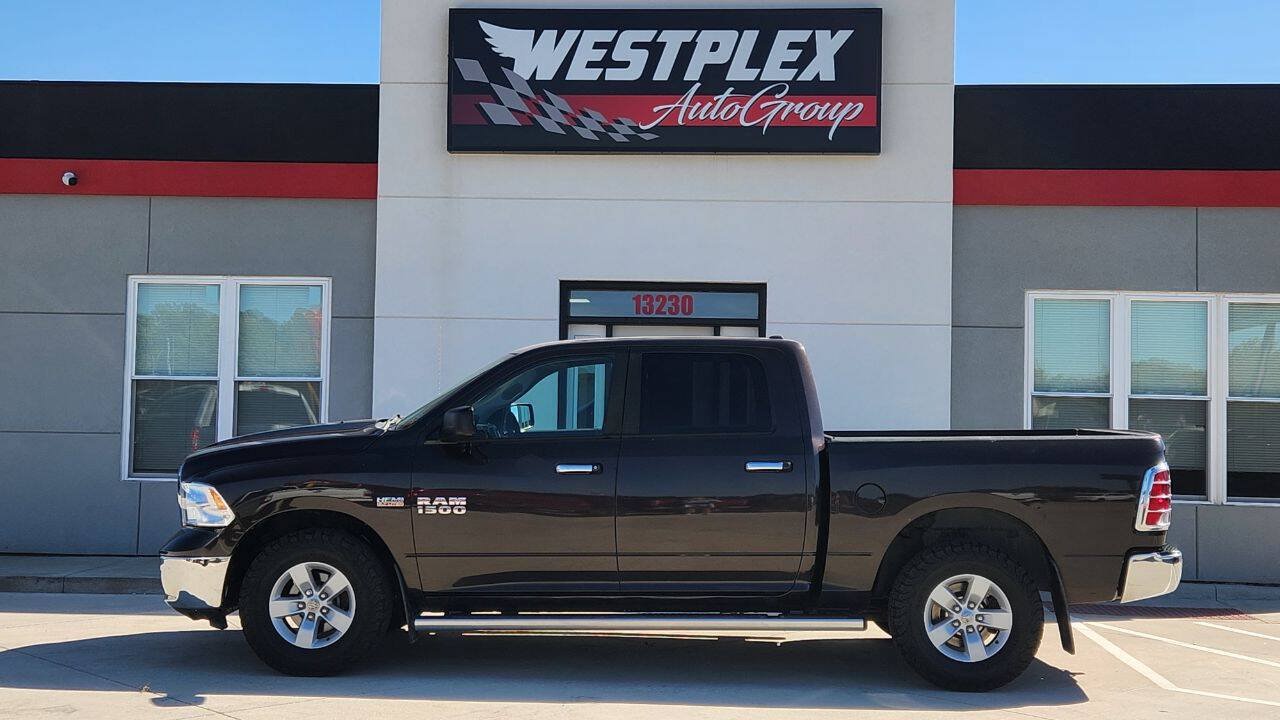 Used 2017 RAM 1500 Classic SLT AWD/4WD image 26