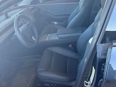 Used 2024 Tesla Model 3 Standard Range RWD image 3