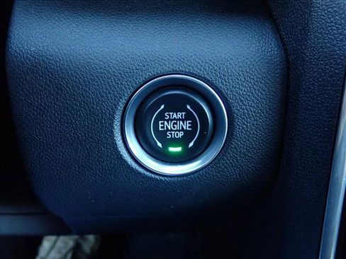 Used 2025 GMC Acadia Elevation image 23