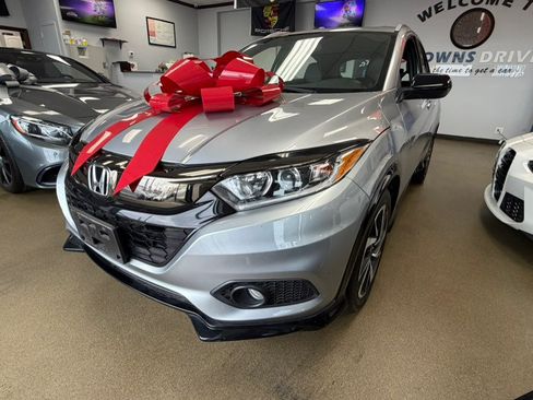 Used 2019 Honda HR-V Sport image 6