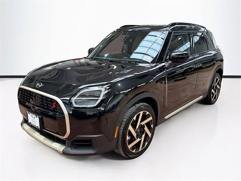 Certified 2025 MINI Cooper Countryman S w/ Comfort Package Max image 1