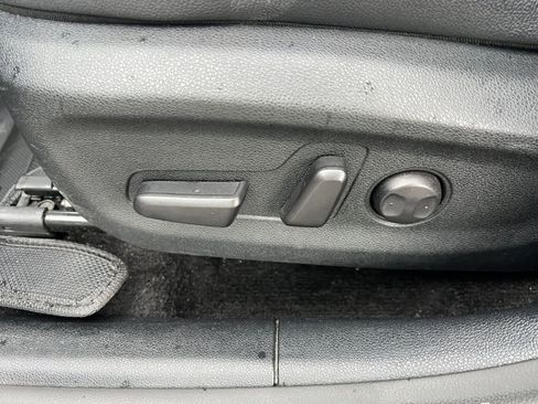 Used 2022 Kia Niro EX FWD image 19