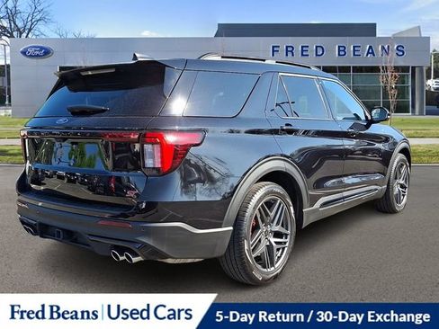 Used 2025 Ford Explorer ST AWD/4WD image 8