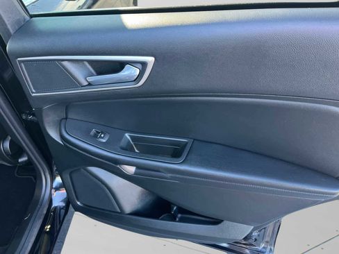Used 2022 Ford Edge SEL w/ Convenience Package image 19
