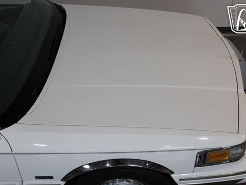 Used 1996 Lincoln Town Car Executive RWD image 34