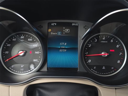 Used 2022 Mercedes-Benz GLC 300 GLC 300 image 22