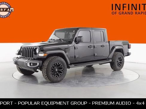 Used 2023 Jeep Gladiator Sport image 7