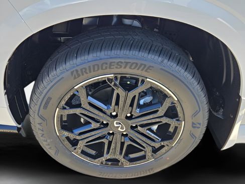 New 2026 INFINITI QX80 4WD w/ Sport Exterior Package image 24