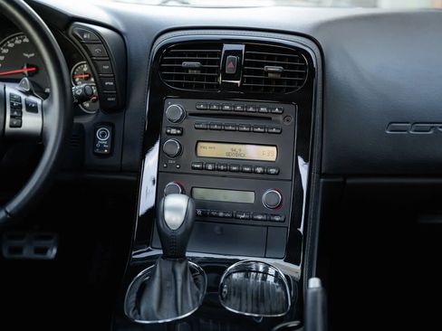 Used 2009 Chevrolet Corvette Coupe w/ Preferred Equipment Group image 36