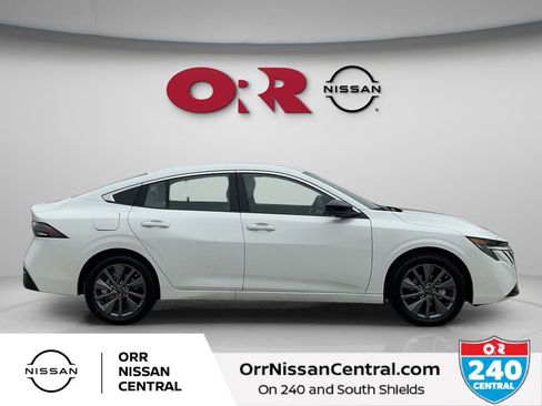 New 2026 Nissan Sentra SL w/ Floor Mat Package FWD image 4