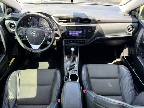 Used 2019 Toyota Corolla SE w/ Carpet Mat Package (TMS) FWD image 29