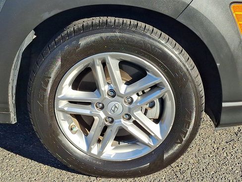 Used 2021 Hyundai Kona SE image 9