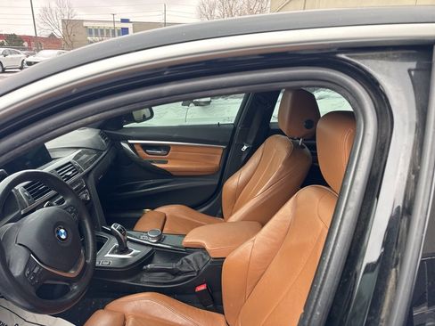 Used 2018 BMW 330i xDrive 330i xDrive image 9
