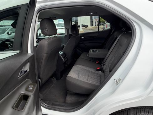 Used 2023 Chevrolet Equinox LT w/ Driver Convenience Package AWD/4WD image 14