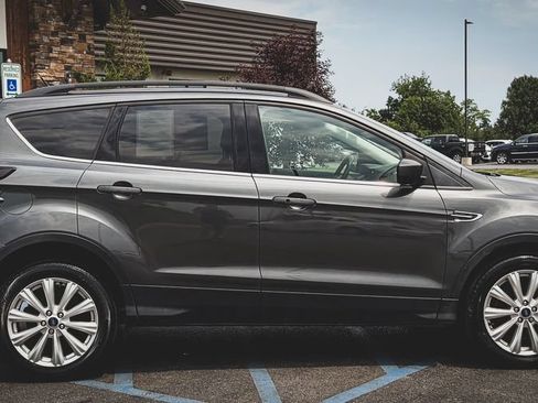 Used 2019 Ford Escape SEL AWD/4WD image 12