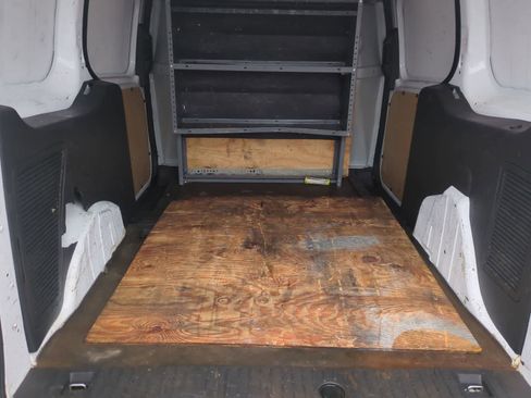 Used 2014 Ford Transit Connect XL image 31