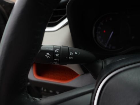 Used 2019 Toyota RAV4 Adventure w/ Cold Weather Package AWD/4WD image 90