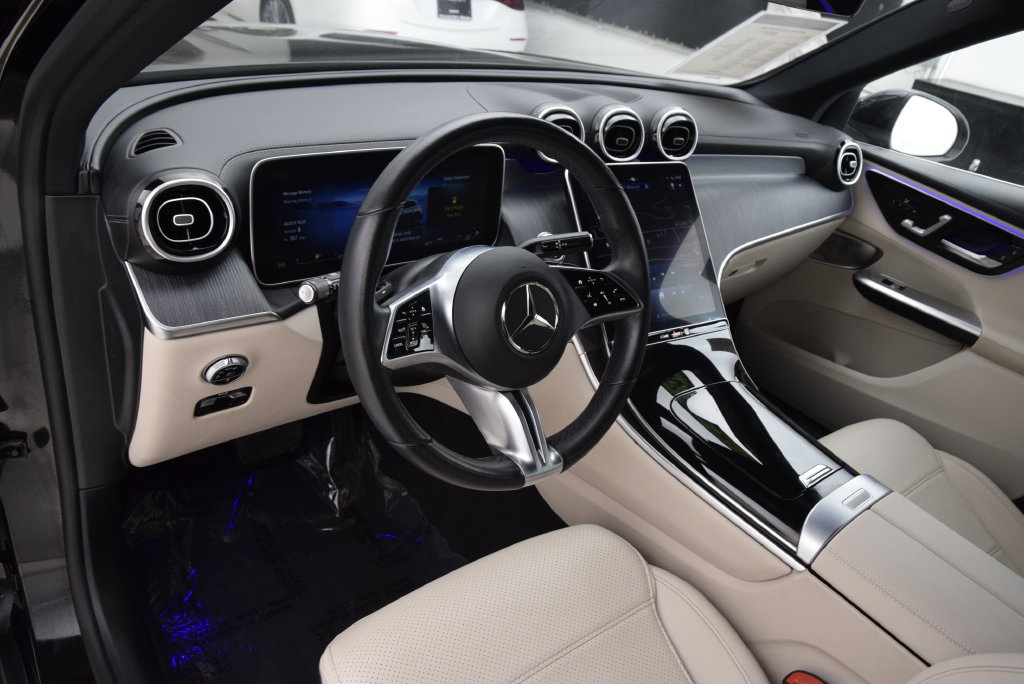 Used 2023 Mercedes-Benz GLC 300 image 20