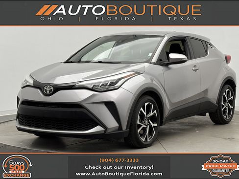 Used 2020 Toyota C-HR XLE image 1