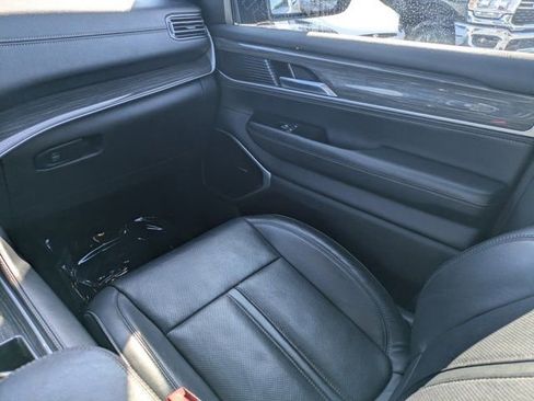 Used 2022 Jeep Wagoneer Series II image 15