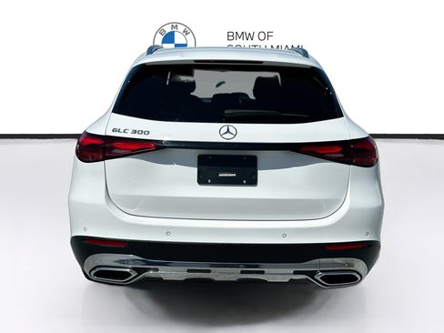 Used 2025 Mercedes-Benz GLC 300 image 6