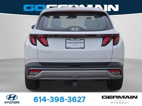 Certified 2026 Hyundai Tucson SE FWD image 9
