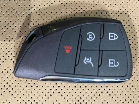 New 2026 Chevrolet Equinox ACTIV w/ Convenience Package III image 16