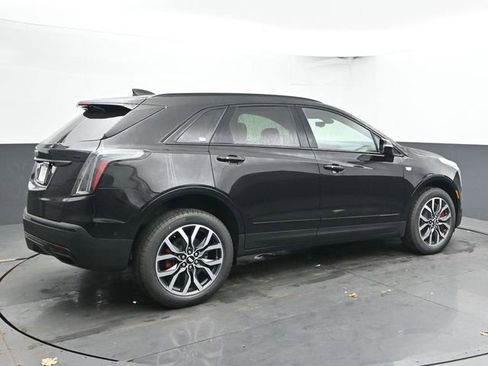 New 2026 Cadillac XT5 Sportv w/ LPO, Onyx Lite Package image 8