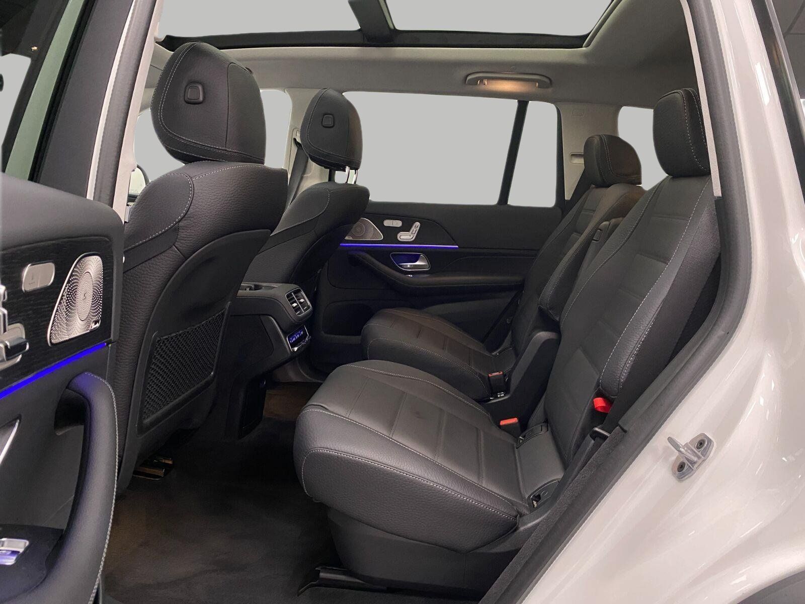 Certified 2026 Mercedes-Benz GLS 450 4MATIC image 32