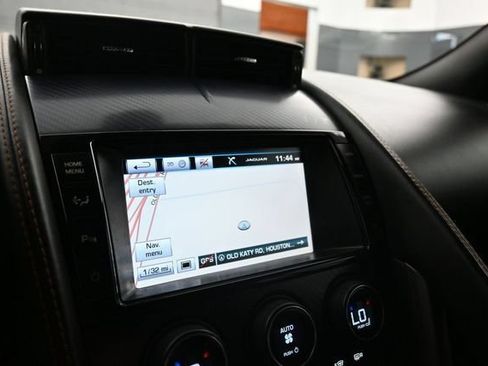 Used 2015 Jaguar F-TYPE R RWD image 11