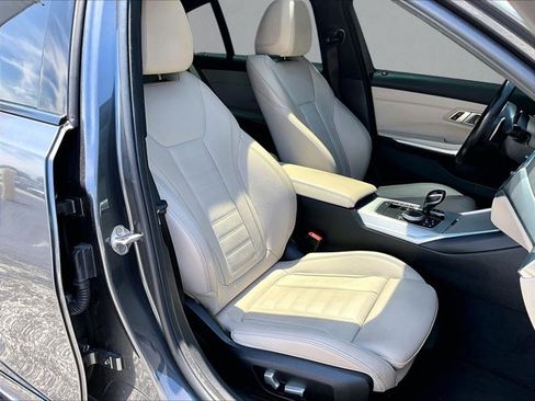 Used 2021 BMW M340i w/ Premium Package RWD image 9