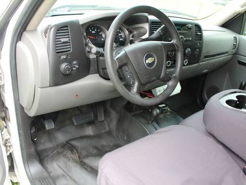 Used 2011 Chevrolet Silverado 3500 W/T AWD/4WD image 25
