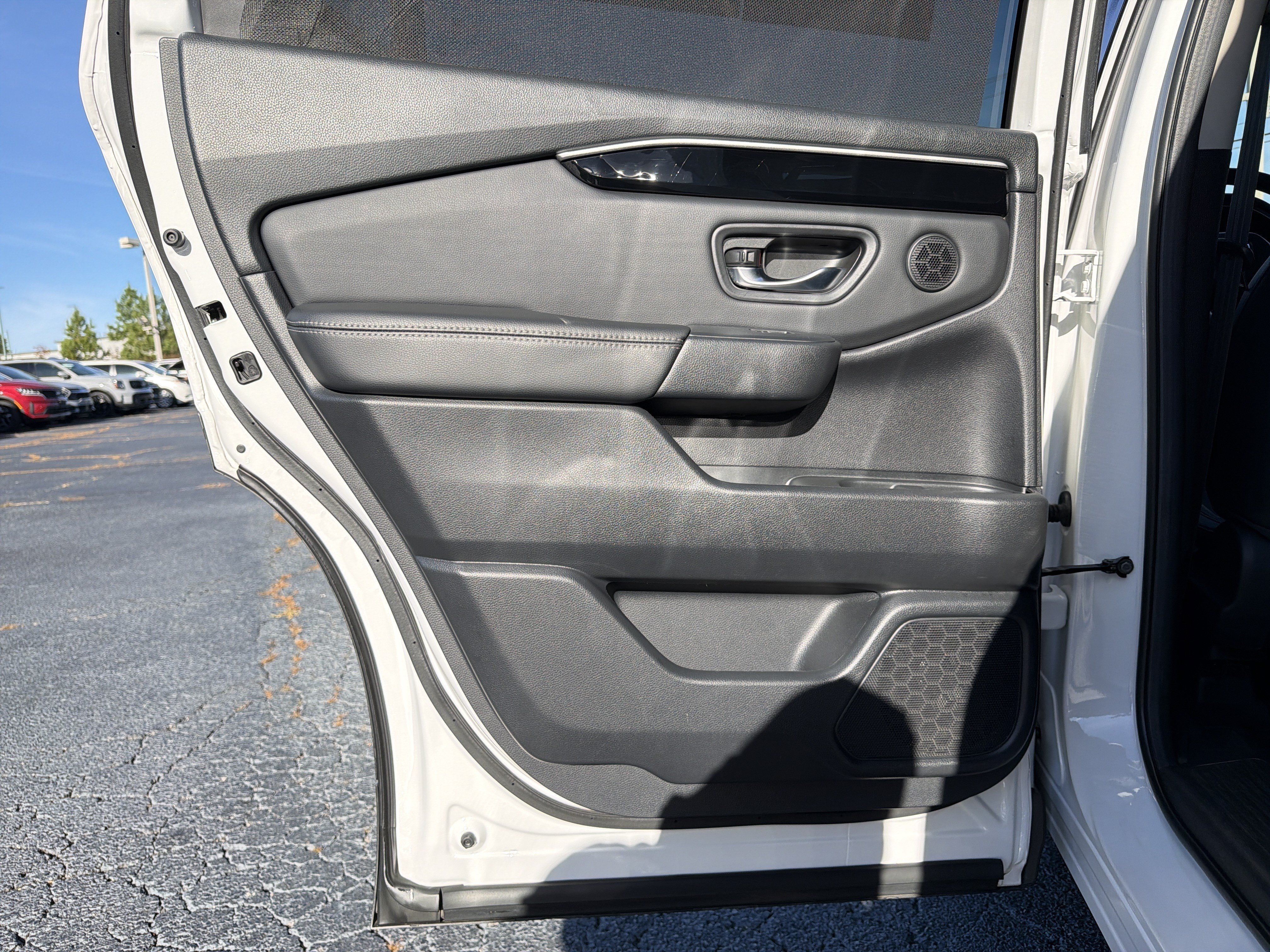 Used 2024 Honda Pilot Touring image 20