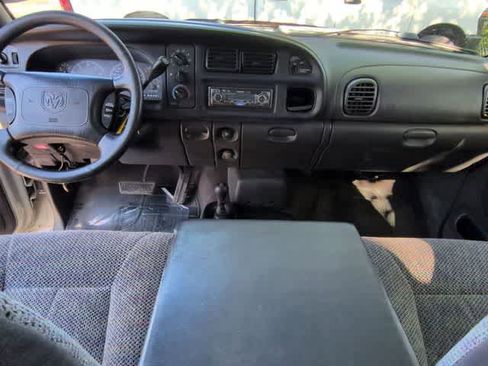 Used 2000 Dodge Ram 2500 Truck 4x4 Quad Cab image 15