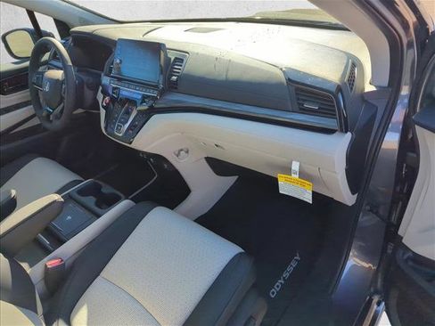 New 2026 Honda Odyssey Elite image 4