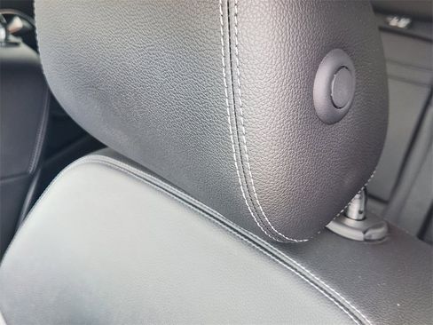 Used 2020 Mercedes-Benz GLA 250 image 16