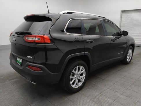 Used 2016 Jeep Cherokee Latitude image 9
