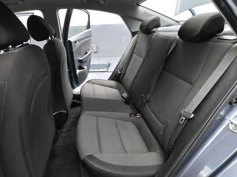 Used 2019 Hyundai Accent SE image 32