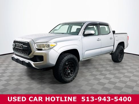 Used 2016 Toyota Tacoma SR w/ SR Convenience Package RWD image 2