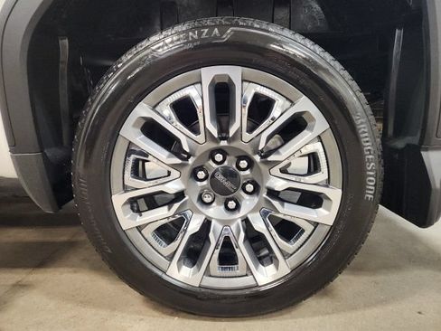 Certified 2024 GMC Sierra 1500 Denali Ultimate AWD/4WD image 28