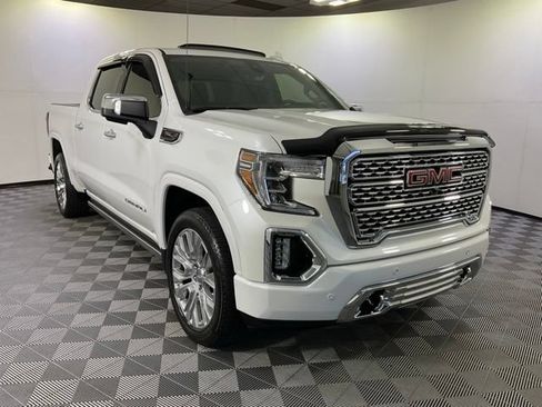 Used 2021 GMC Sierra 1500 Denali w/ Denali Ultimate Package AWD/4WD image 3