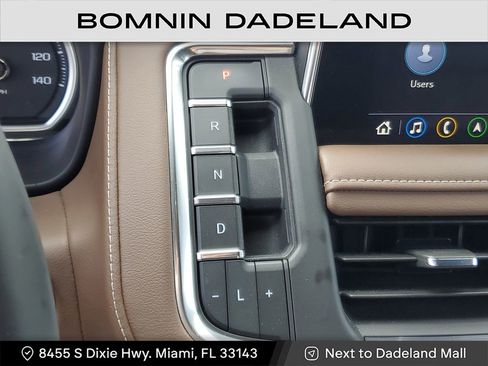 Used 2021 Chevrolet Tahoe High Country w/ Premium Package image 28