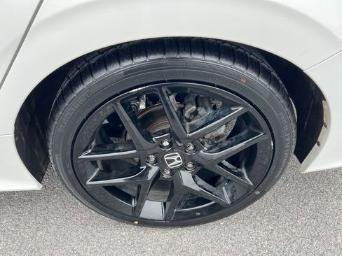 Used 2022 Honda Civic Sport image 11
