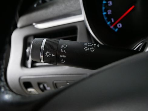 Used 2015 Chevrolet Impala LT w/ Convenience Package FWD image 31