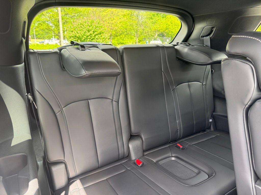 Used 2025 INFINITI QX60 Luxe w/ Black Edition AWD/4WD image 26