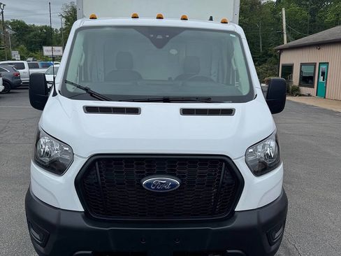Used 2023 Ford Transit 350 DRW RWD image 7