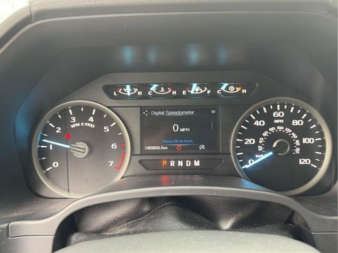 Used 2020 Ford F150 XLT w/ Equipment Group 302A Luxury AWD/4WD image 25